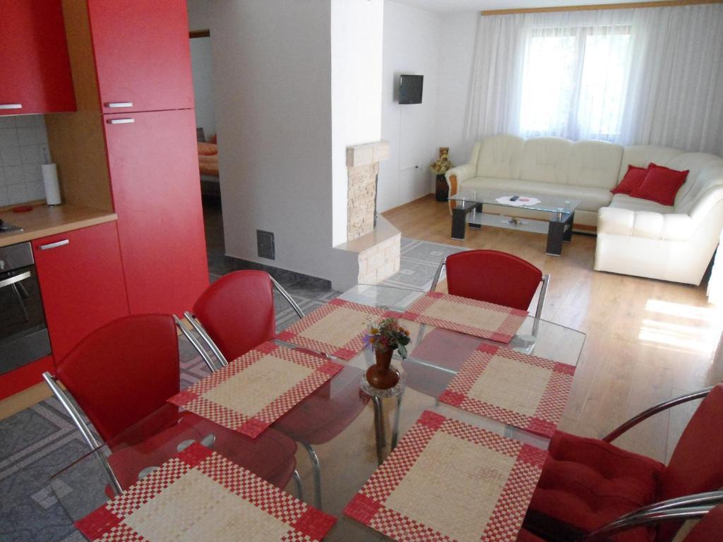 Galesic Apartments & Rooms Korenica Chambre photo